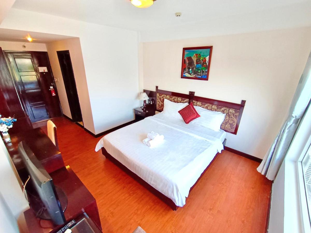 Viet Nam Hotel Hue Luaran gambar